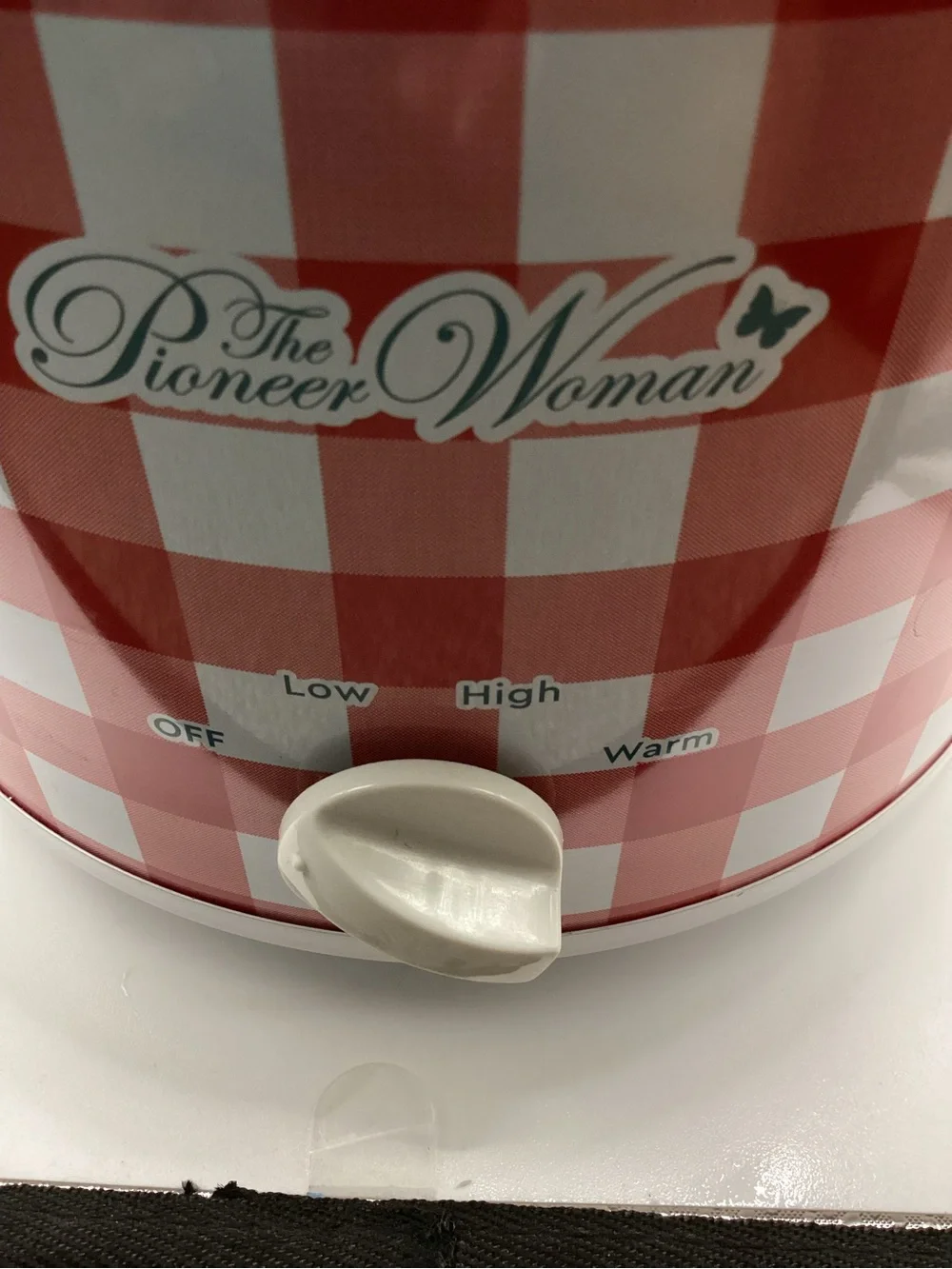 The Pioneer Woman Red Gingham Slow Cooker Crockpot  with Glass Lid 1.5 qt